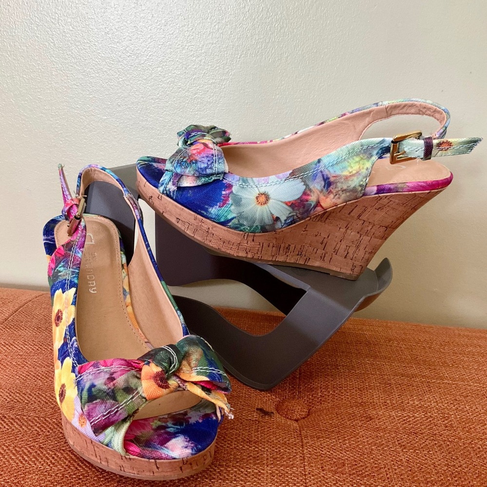 CL by Laundry Imagined Multi Floral Wedge Sandals Cork Heel Peep Toe 6.5 New IB